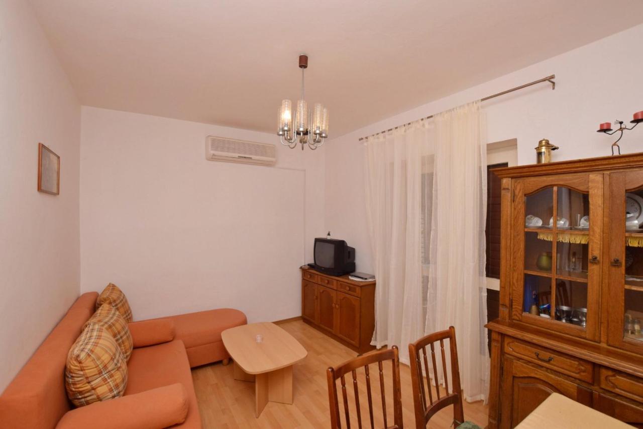 Apartments Andrija Pirovac Esterno foto