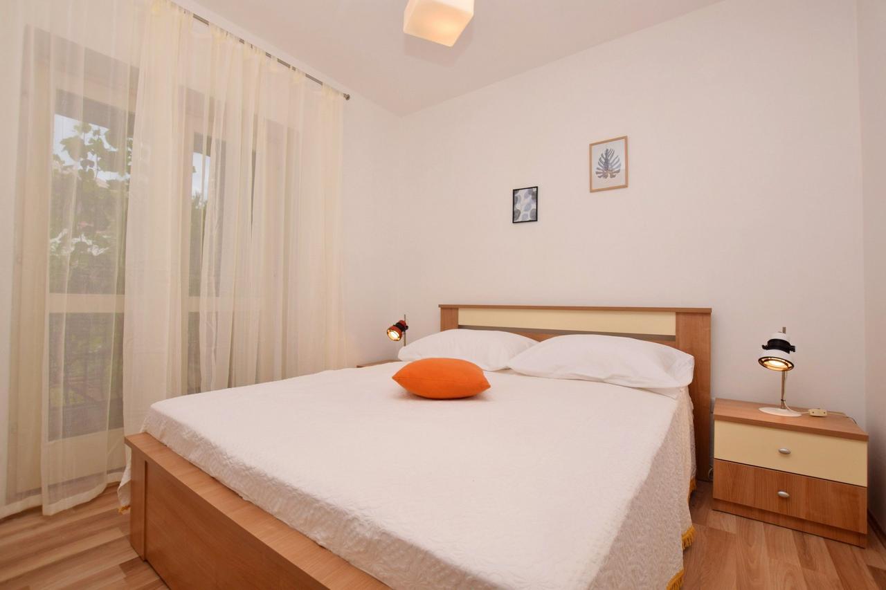 Apartments Andrija Pirovac Esterno foto